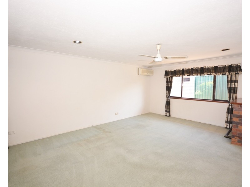 9 Coachwood Court, Burleigh Waters QLD 4220