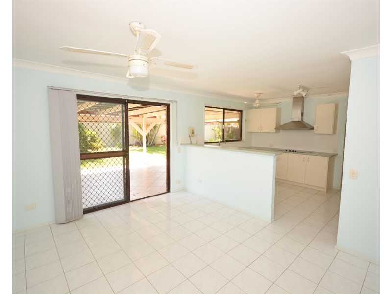 9 Coachwood Court, Burleigh Waters QLD 4220