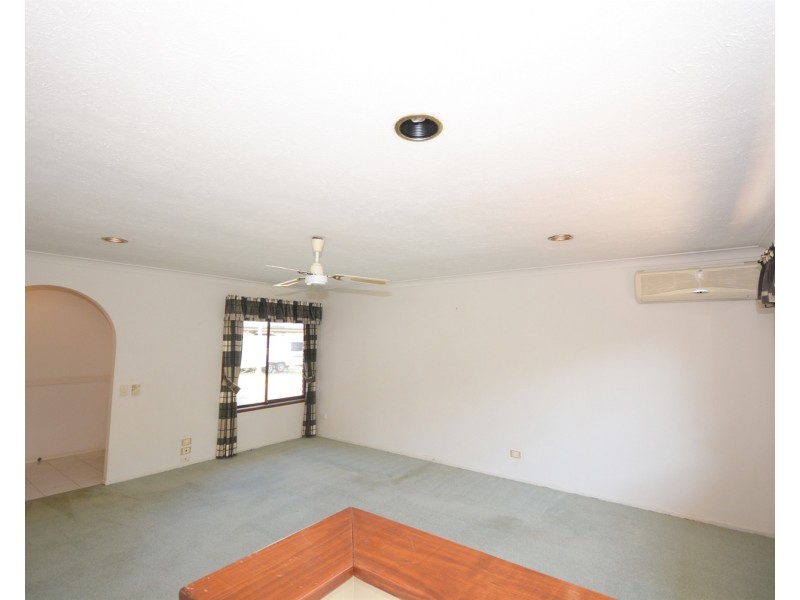 9 Coachwood Court, Burleigh Waters QLD 4220