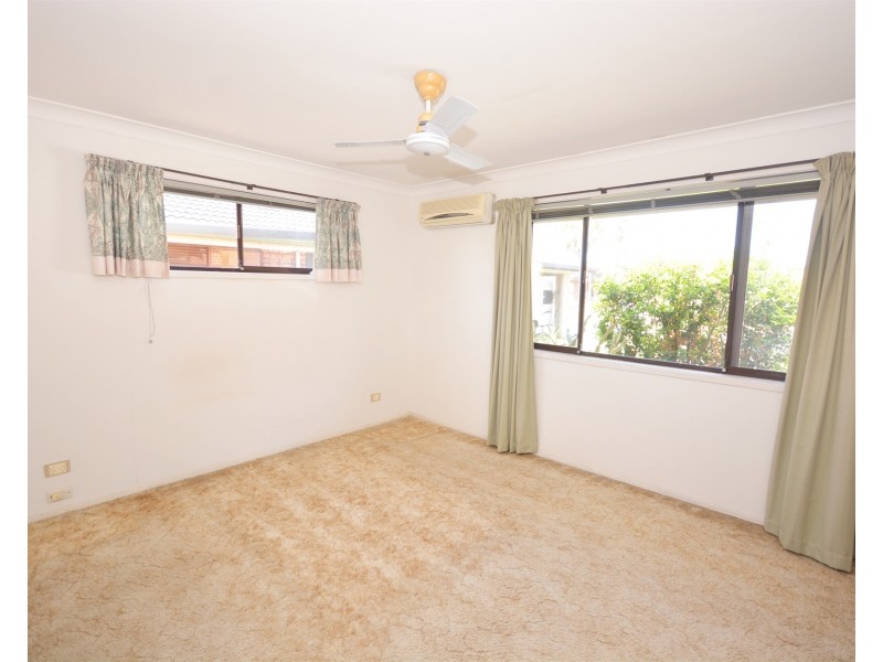 9 Coachwood Court, Burleigh Waters QLD 4220