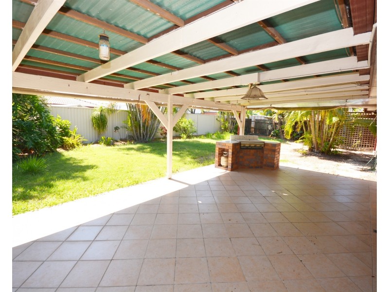 9 Coachwood Court, Burleigh Waters QLD 4220