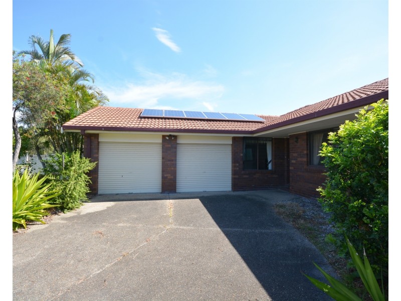 9 Coachwood Court, Burleigh Waters QLD 4220