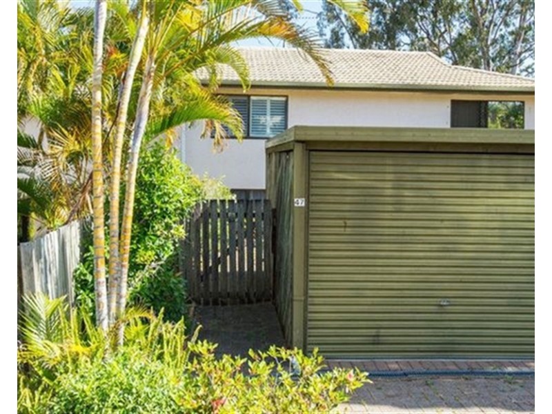 47/71  Olsen Avenue, Labrador QLD 4215