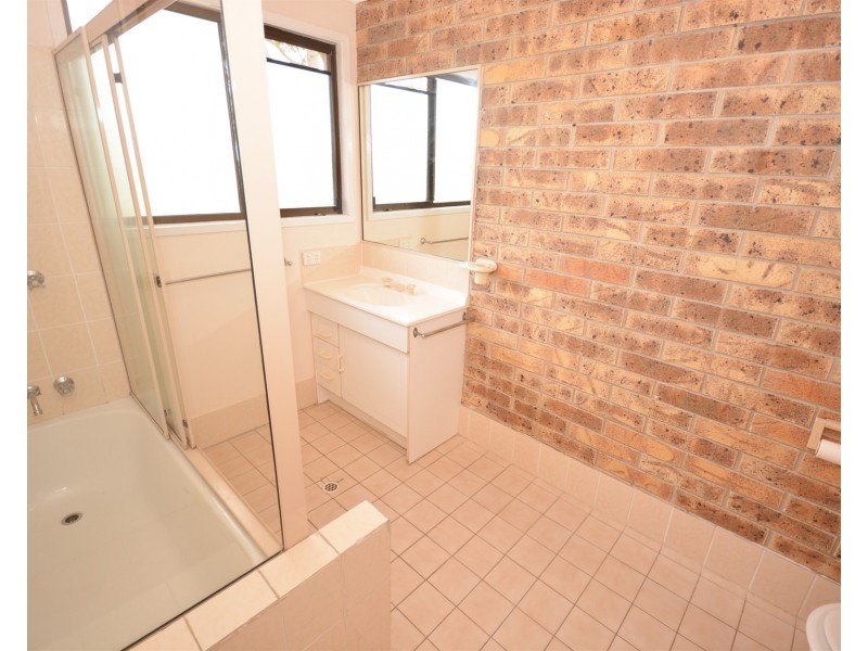 47/71  Olsen Avenue, Labrador QLD 4215