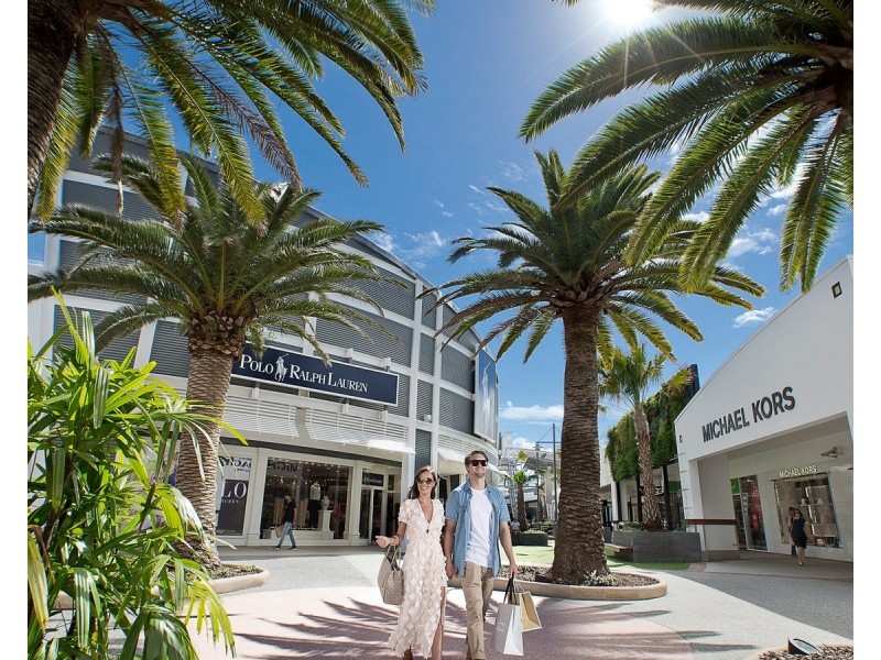 47/71  Olsen Avenue, Labrador QLD 4215