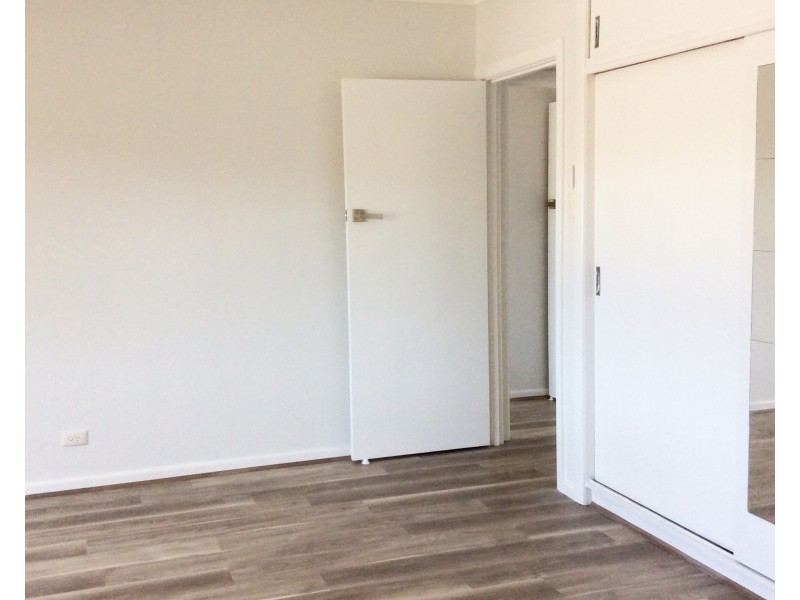 9 Jarmo Crescent, Southport QLD 4215