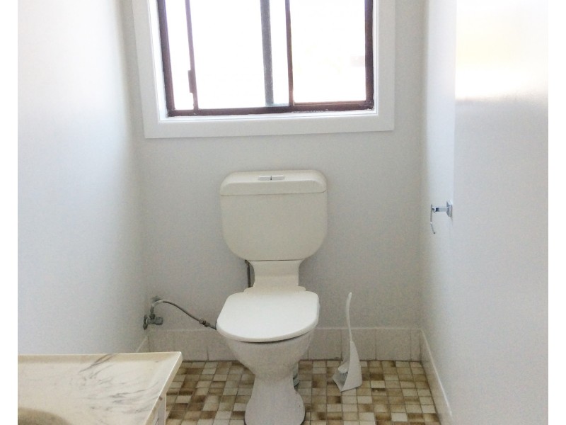 9 Jarmo Crescent, Southport QLD 4215