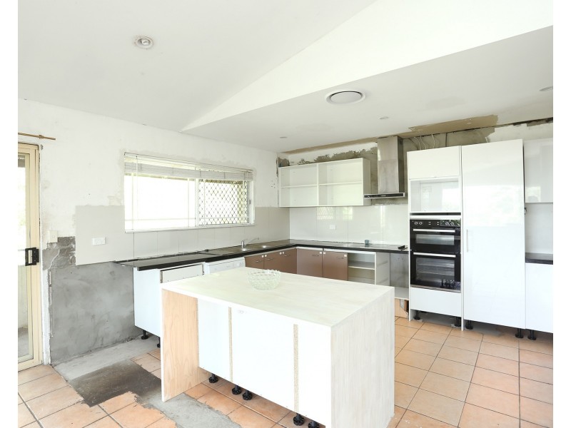 10 Parish Court, Molendinar QLD 4214