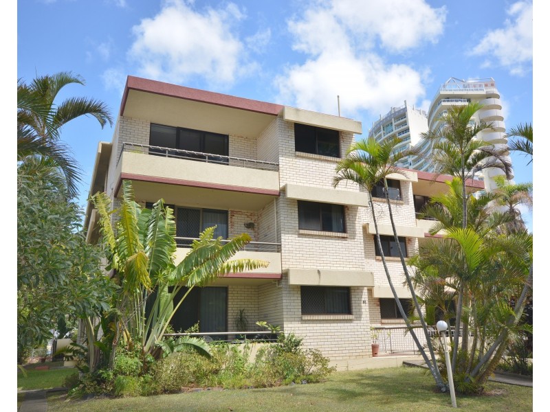 9/81 Brighton Parade, Southport QLD 4215