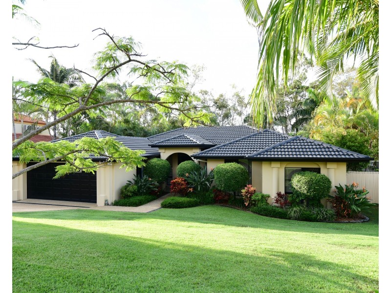 42  Peter Senior Court, Parkwood QLD 4214