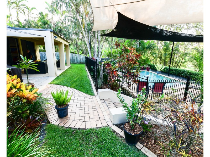 42  Peter Senior Court, Parkwood QLD 4214