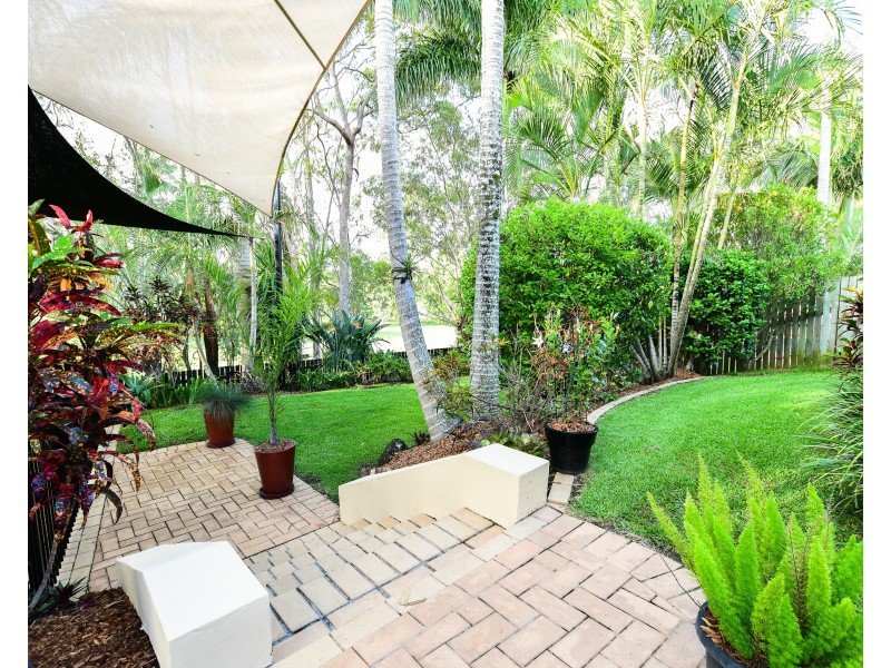 42  Peter Senior Court, Parkwood QLD 4214