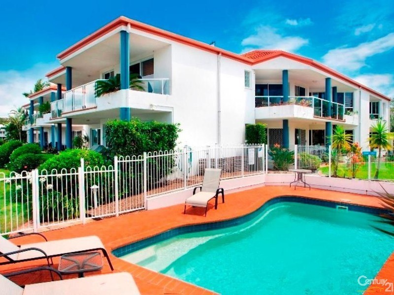 1/5 Hygieta Street, Noosaville QLD 4566