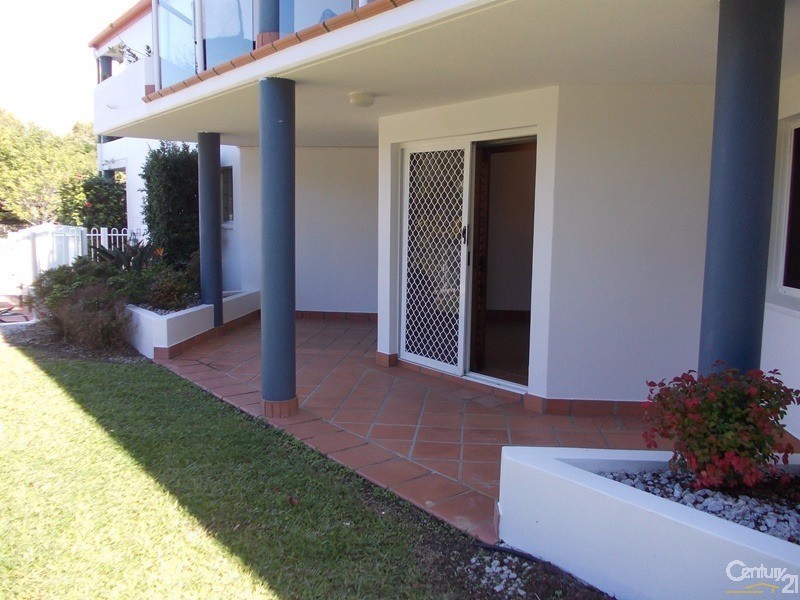 1/5 Hygieta Street, Noosaville QLD 4566