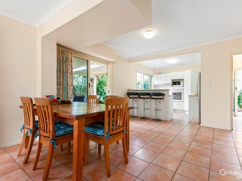 1/15  Parkedge Road, Sunshine Beach QLD 4567