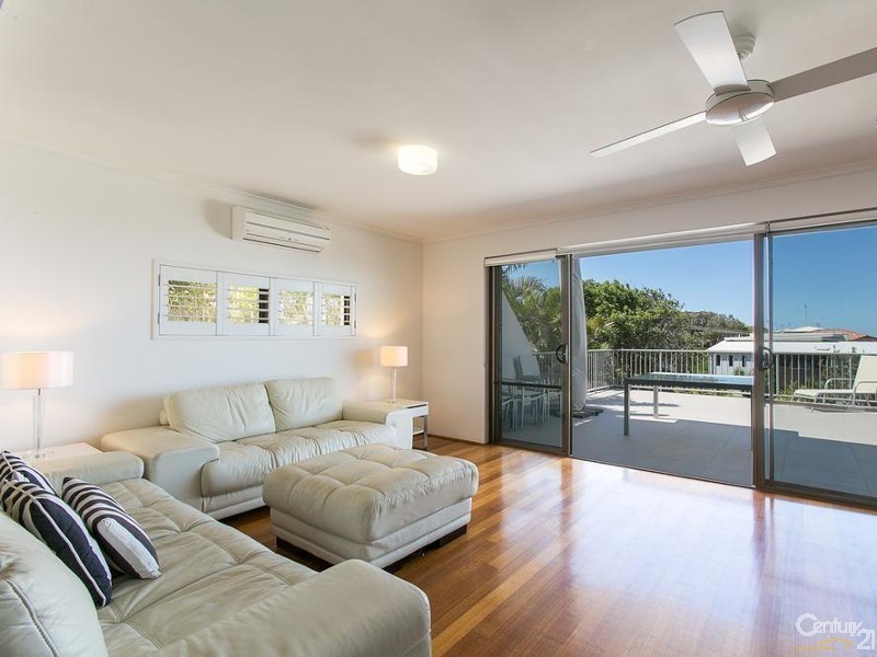 2/7 Peregian Esplanade, Peregian Beach QLD 4573