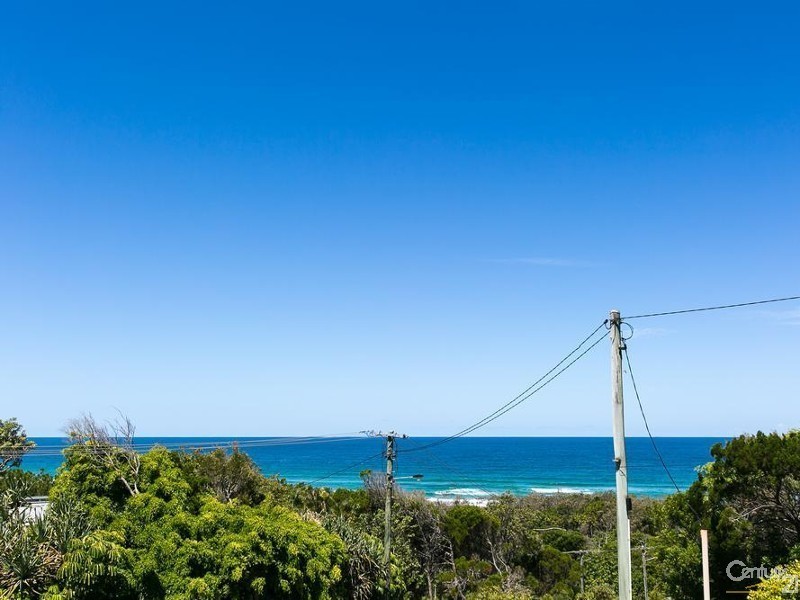 2/7 Peregian Esplanade, Peregian Beach QLD 4573