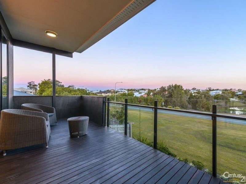 2/2 Balgownie Drive, Peregian Springs QLD 4573