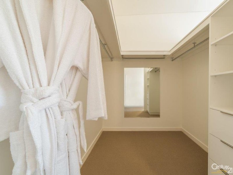 2/2 Balgownie Drive, Peregian Springs QLD 4573