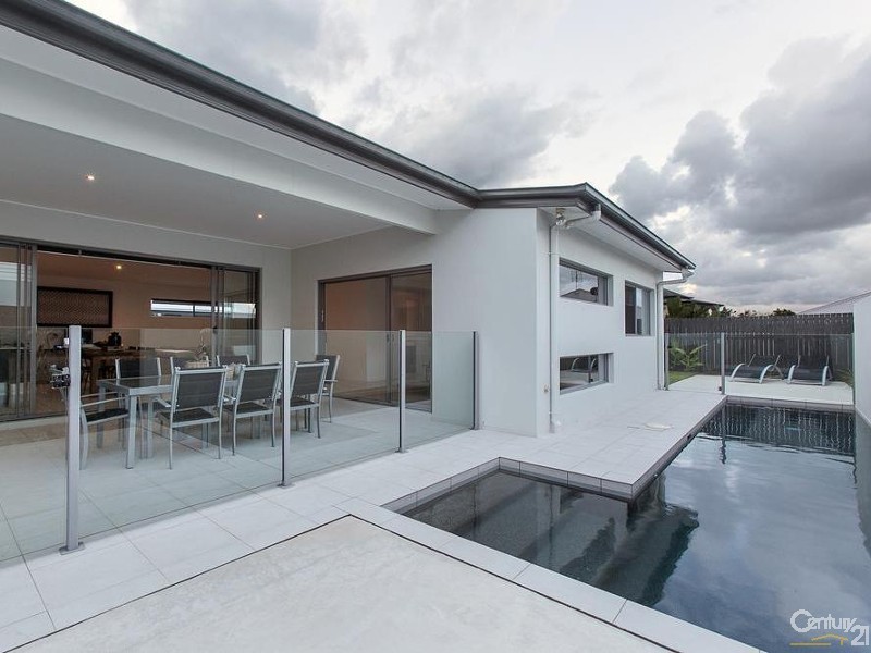 20  Doral Drive, Peregian Springs QLD 4573