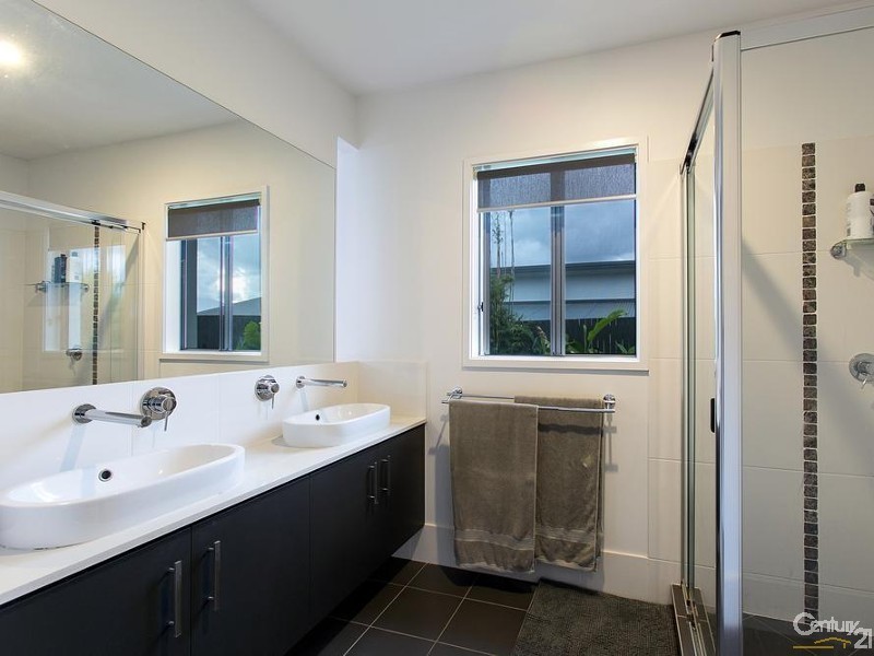 20  Doral Drive, Peregian Springs QLD 4573