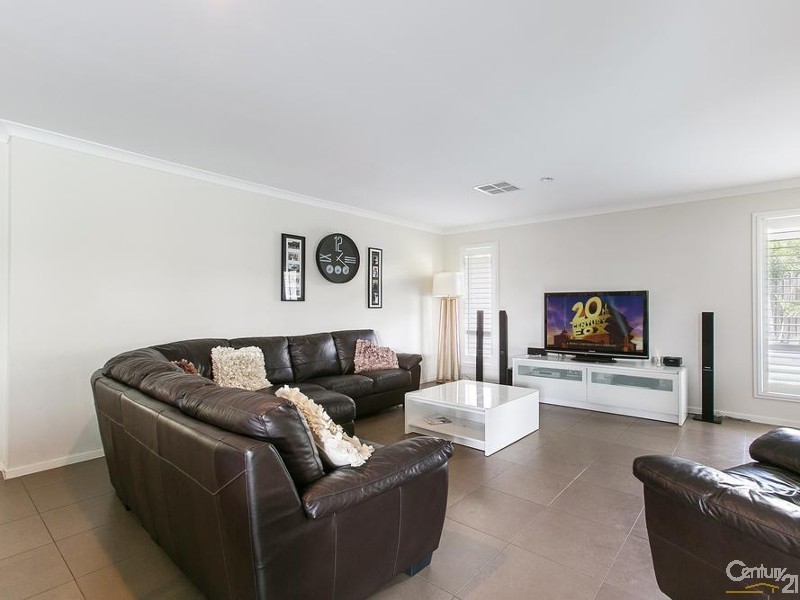 156 The Avenue, Peregian Springs QLD 4573