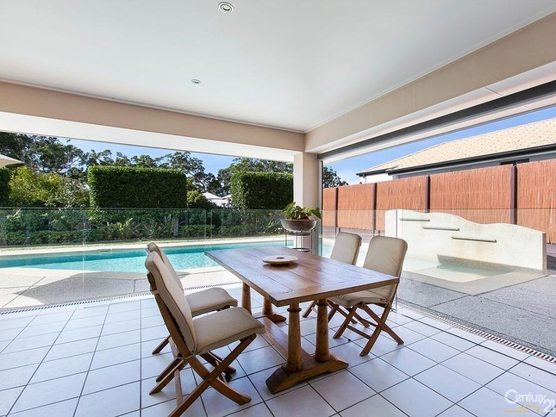 30 Fairway Parade, Peregian Springs QLD 4573