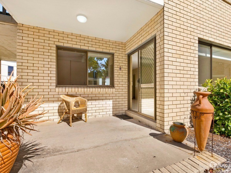 6/2 Peregian Esplanade, Peregian Beach QLD 4573