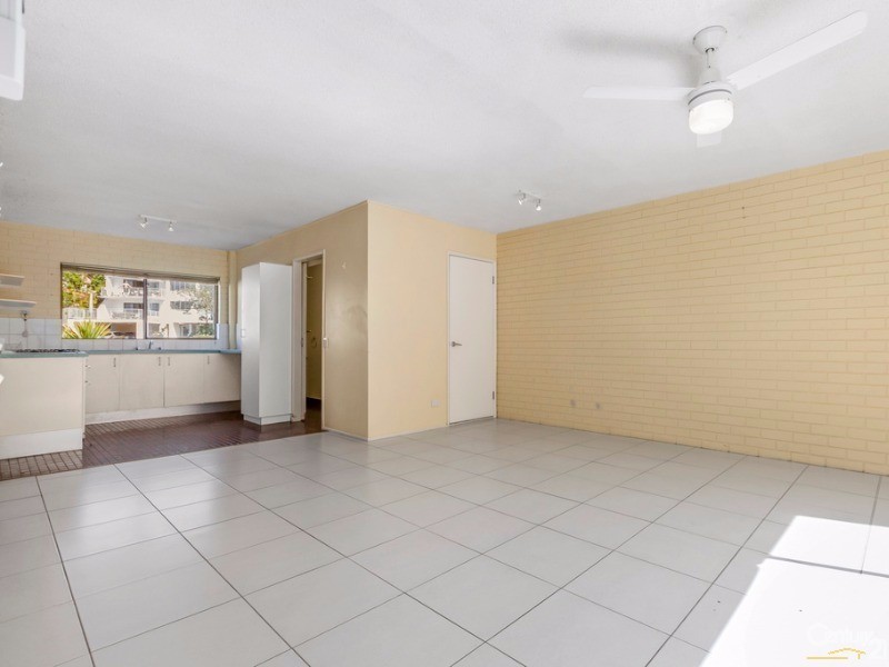 6/2 Peregian Esplanade, Peregian Beach QLD 4573