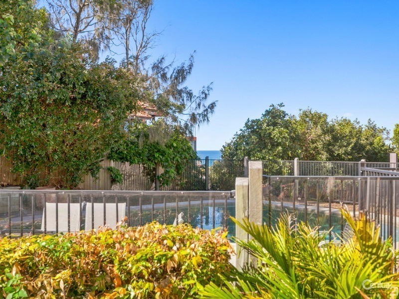 6/2 Peregian Esplanade, Peregian Beach QLD 4573