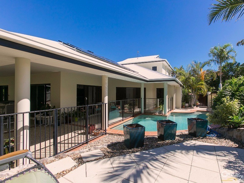 13 Longwood Drive, Peregian Springs QLD 4573