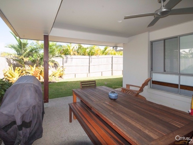 28 Harrier Crescent, Peregian Springs QLD 4573