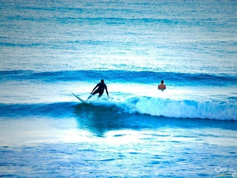 4 Antipodes Close, Castaways Beach QLD 4567