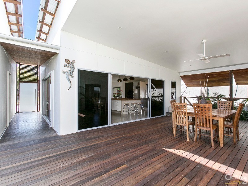 17 Riviera Crescent, Peregian Springs QLD 4573