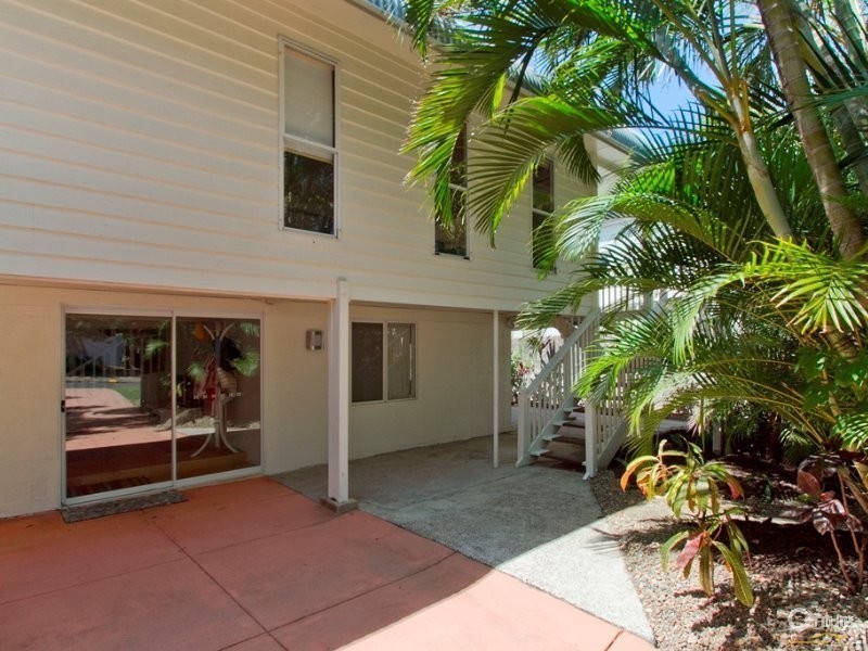 14 Belmore Terrace, Sunshine Beach QLD 4567