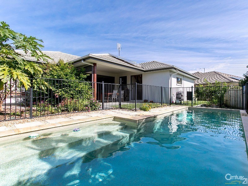 5 Montreal Drive, Peregian Springs QLD 4573