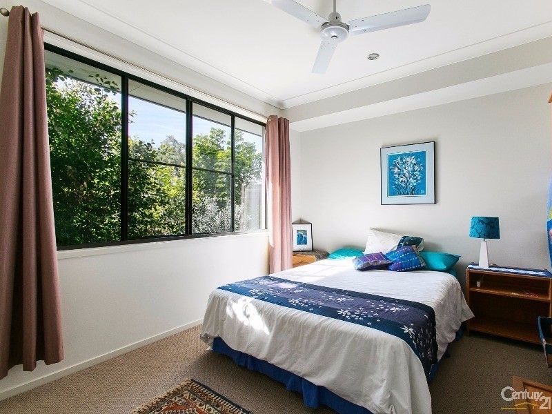 5 Montreal Drive, Peregian Springs QLD 4573