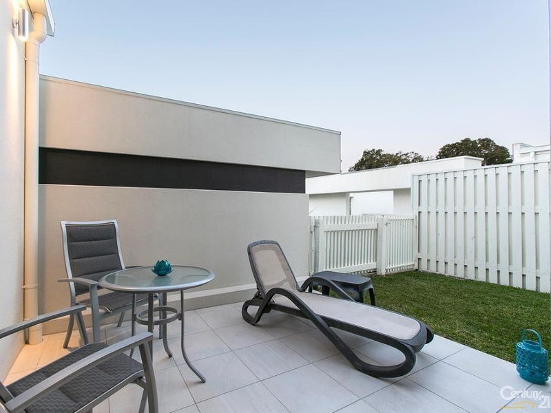 16 Bunya Grove, Peregian Springs QLD 4573