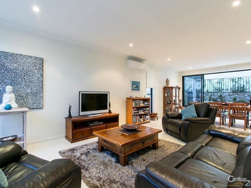 16 Bunya Grove, Peregian Springs QLD 4573