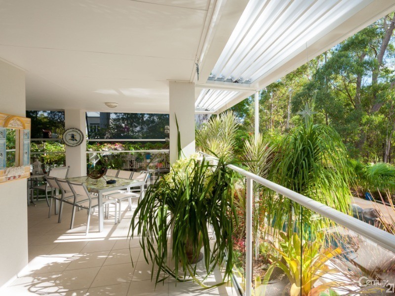 18 Lakeside Drive, Peregian Springs QLD 4573