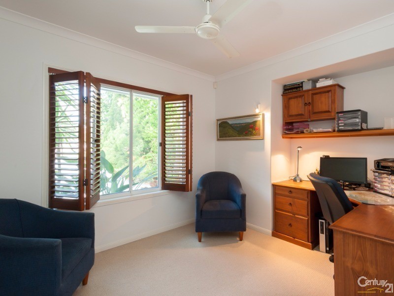 18 Lakeside Drive, Peregian Springs QLD 4573