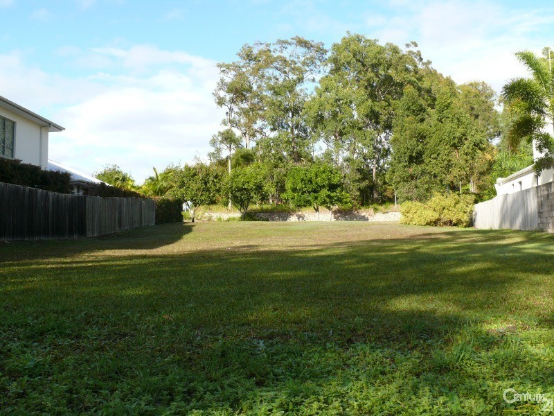 33 Peachtree Crescent, Peregian Springs QLD 4573