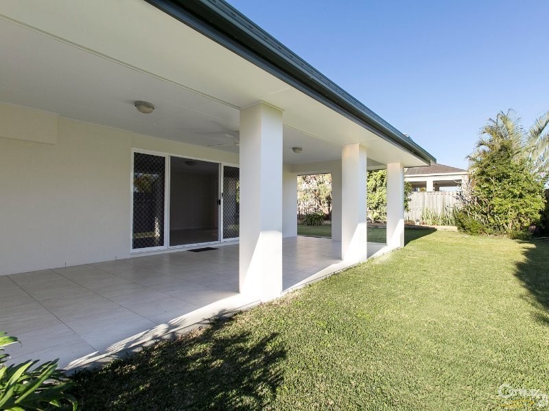 22 Maddens Crescent, Peregian Springs QLD 4573