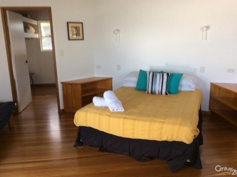 65 Seaview Terrace, Sunshine Beach QLD 4567