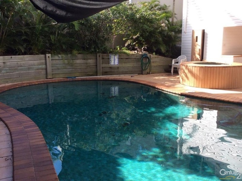 65 Seaview Terrace, Sunshine Beach QLD 4567