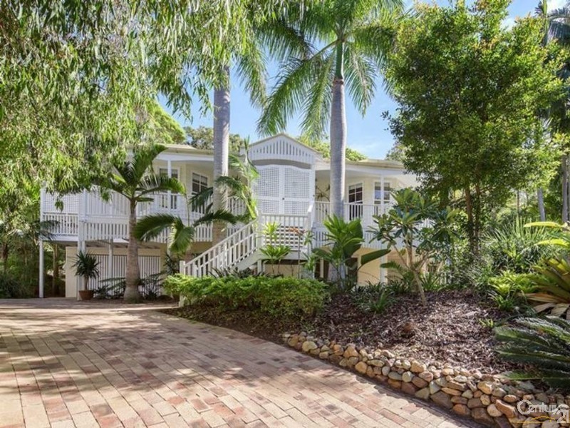 21 Dolphin Bay Drive, Sunshine Beach QLD 4567