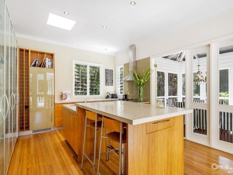 21 Dolphin Bay Drive, Sunshine Beach QLD 4567