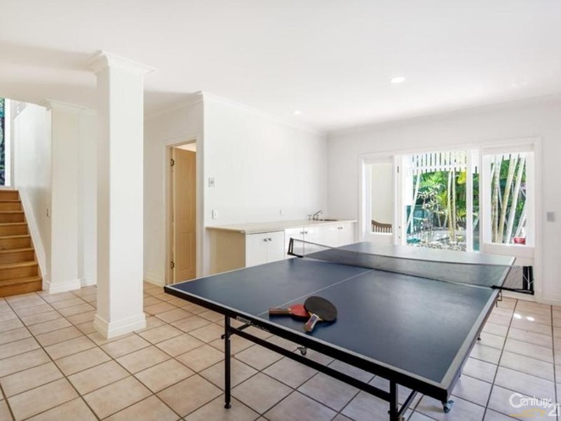 21 Dolphin Bay Drive, Sunshine Beach QLD 4567