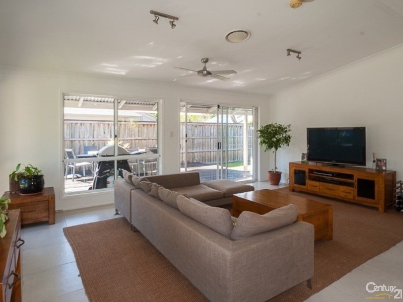 3 Hawley Court, Sunrise Beach QLD 4567