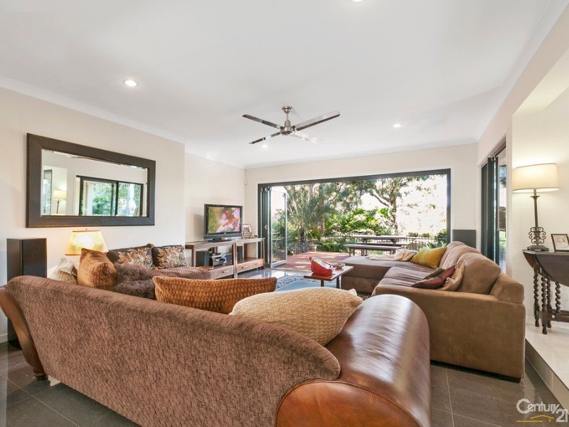 12 Longwood Drive, Peregian Springs QLD 4573